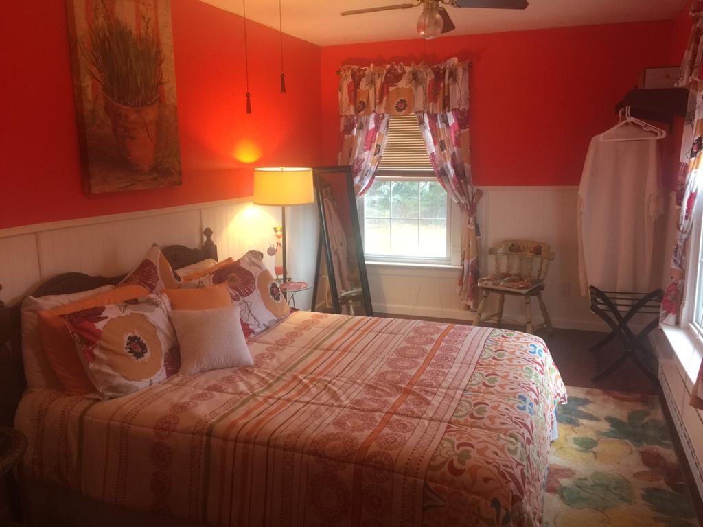 Brookside Inn At Laurens Room photo